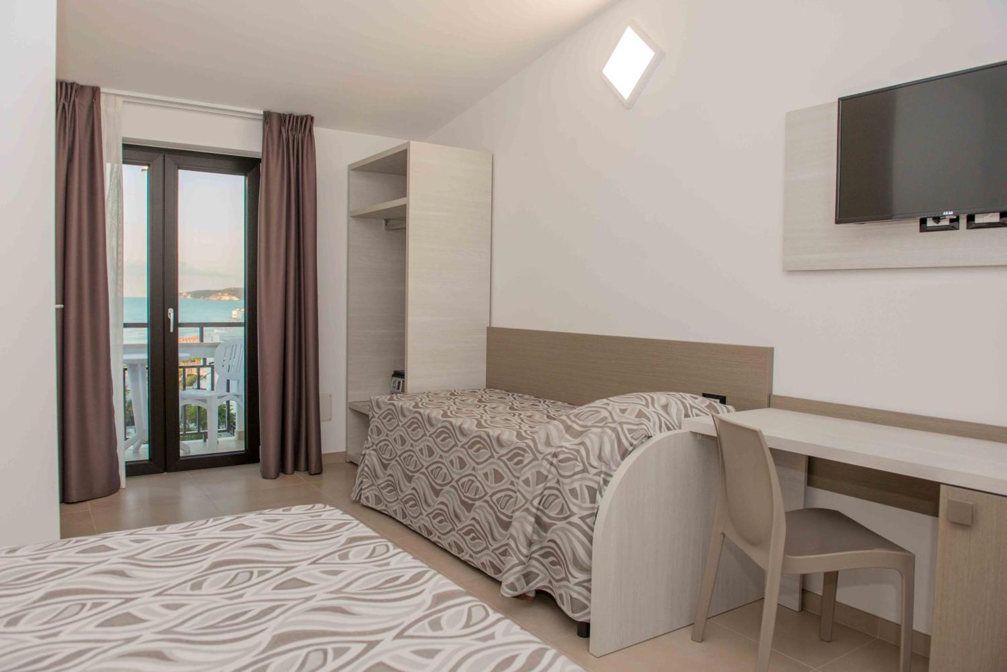 Hotel La Caravella 3*