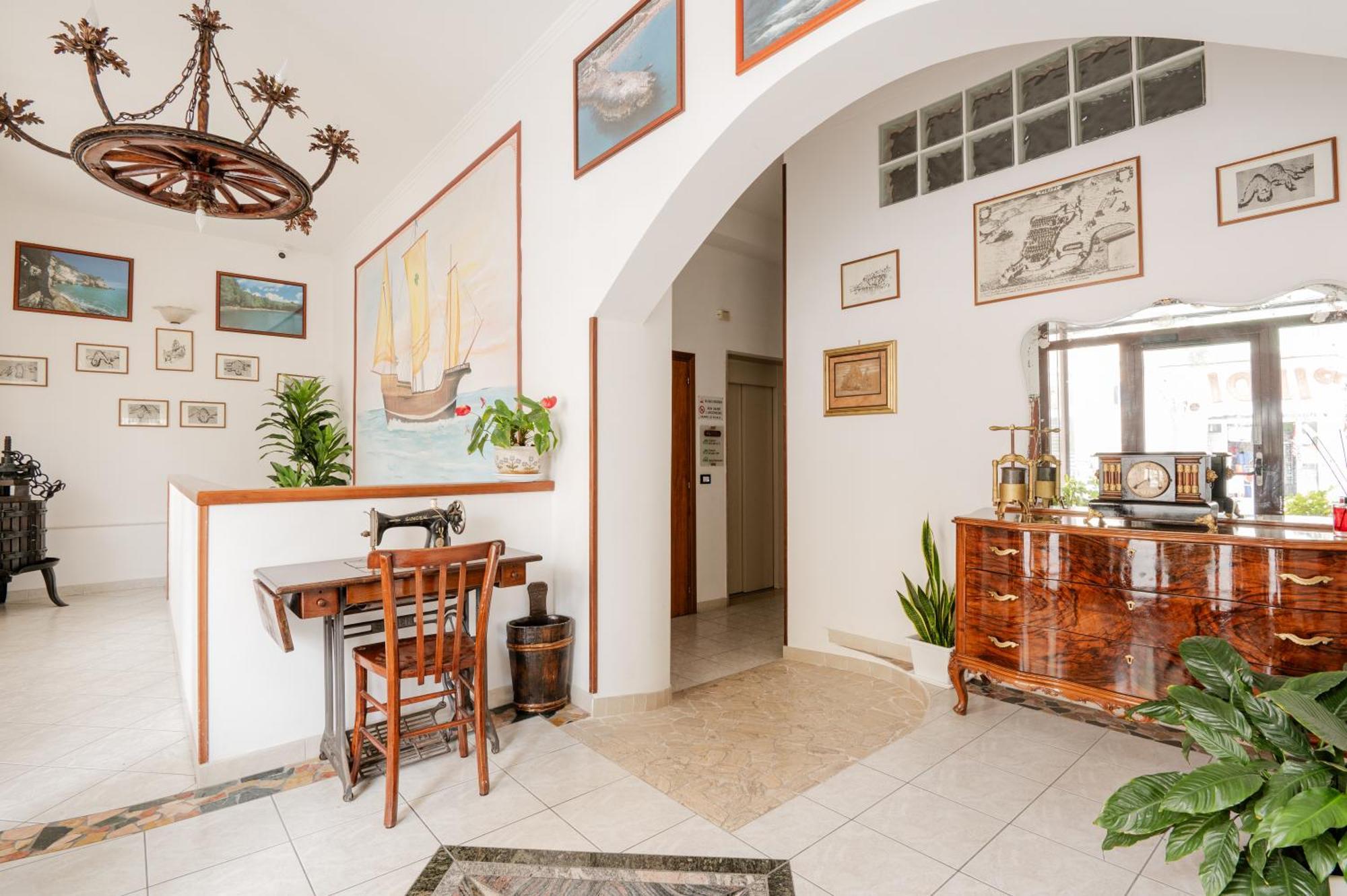 Hotel La Caravella 3*